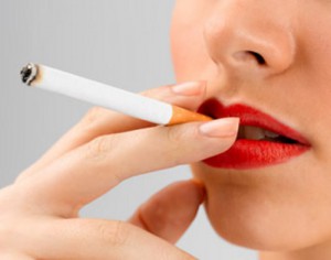 consejos para cuidar las encias tabaquismo